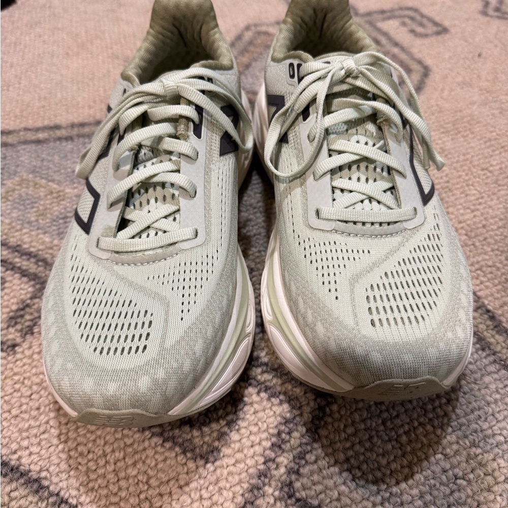New Balance 1080 Fresh Foam Mint Green Sneakers - Picture 3 of 4